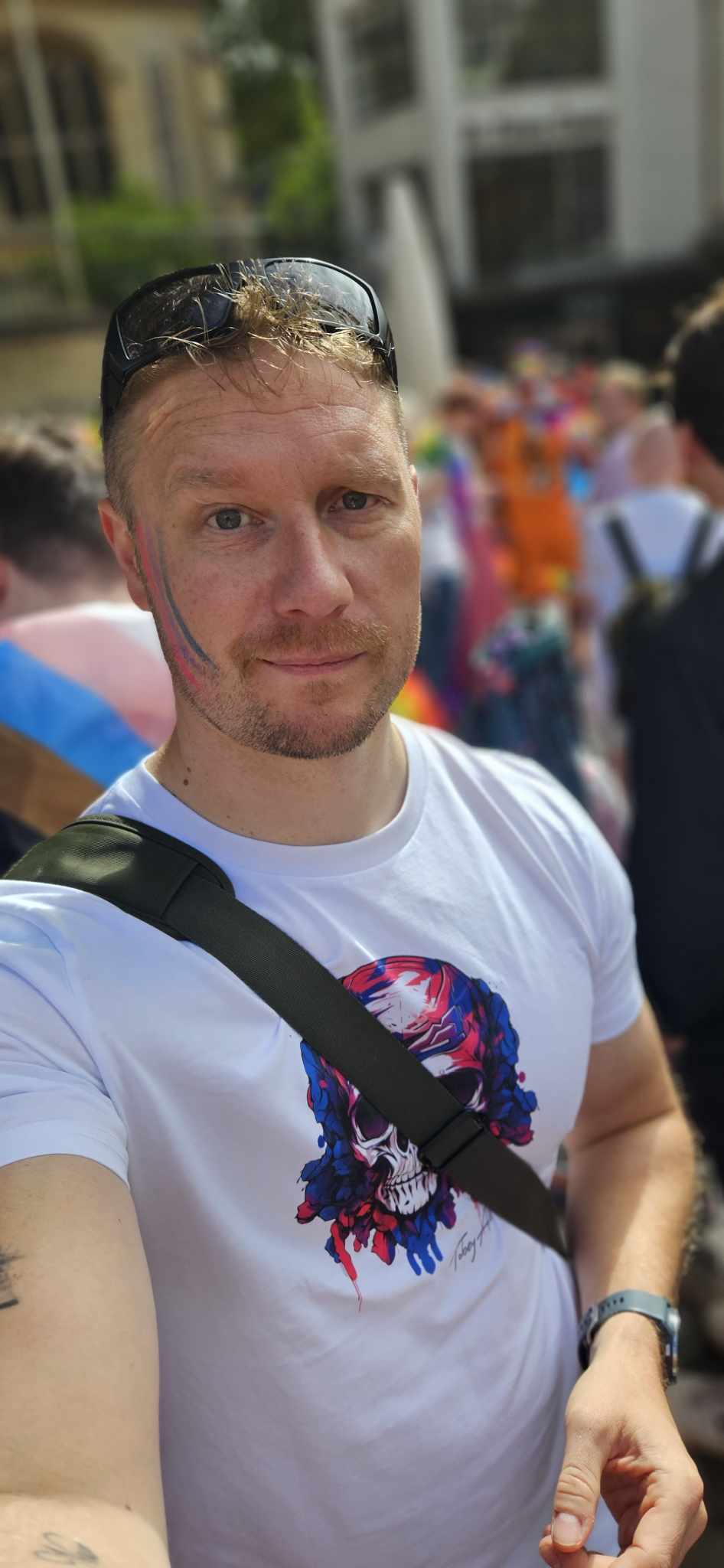 Skull of Pride: Bisexual-Skull Organic Unisex Crewneck Tee